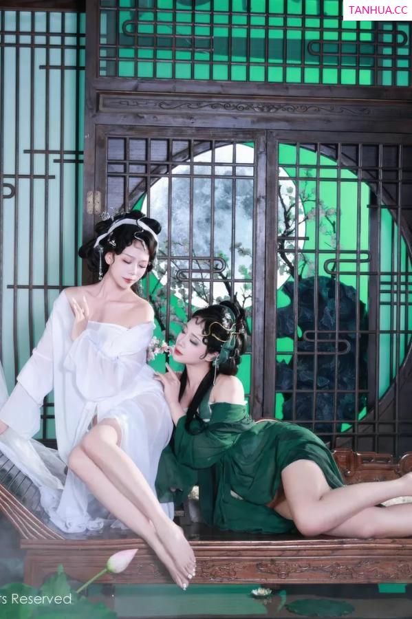   [XiuRen]高清写真图 2025.07.18 No.10561 南乔 青蛇第8张图片